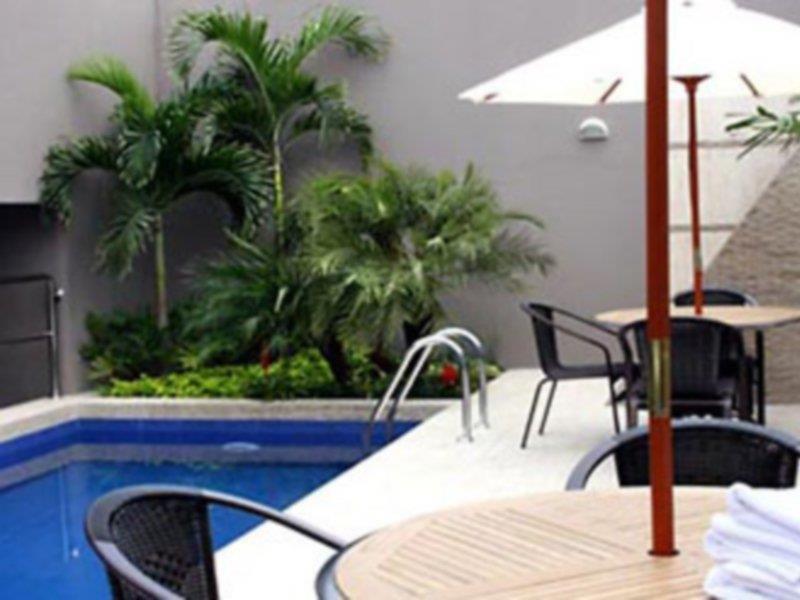 Courtyard By Marriott Guayaquil Hotel Exterior photo